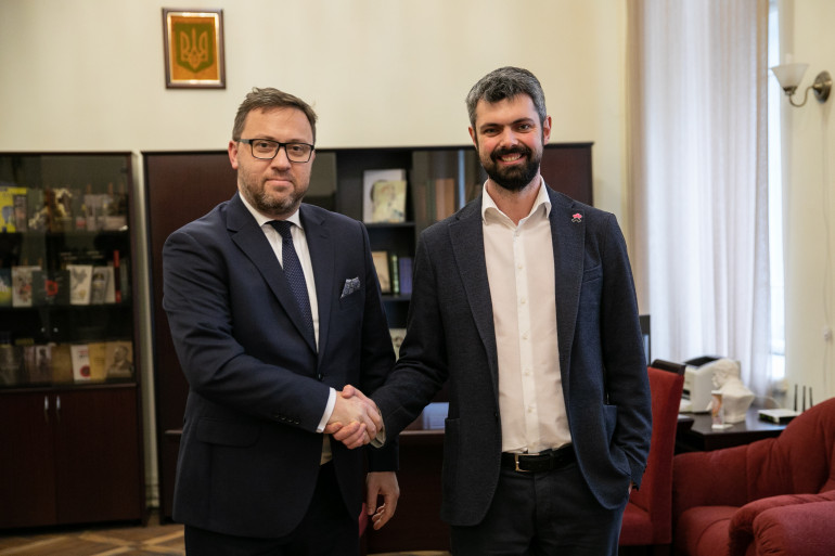 Голова Українського інституту національної пам'яті та Посол Польщі обговорили напрямки співпраці