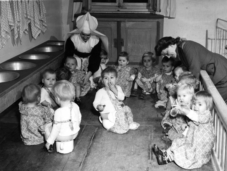 Пошук інформації про дітей українців-остарбайтерів, що перебували у 1944-1946 рр. у дитячому таборі у селищі Маркт Індерсдорф