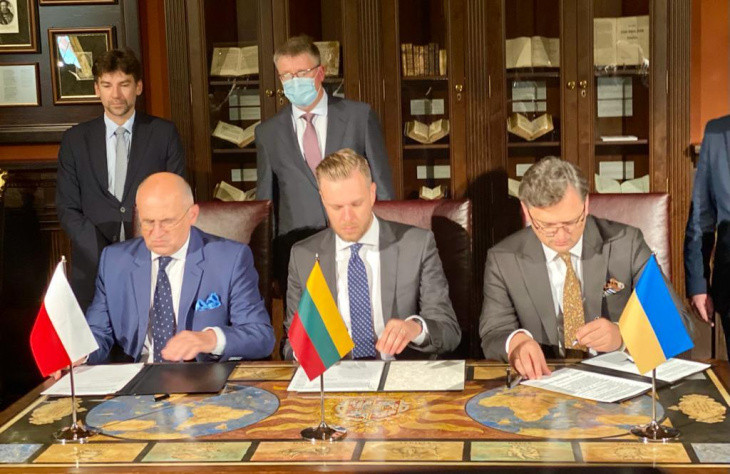 Міністри закордонних справ України, Польщі та Литви підписали декларацію про спільну європейську спадщину та спільні цінності
