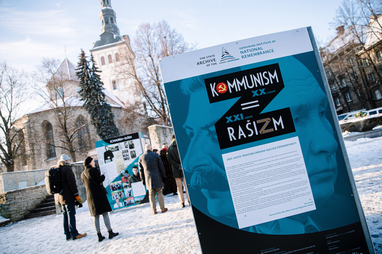 Українську виставку «Комунізм = Рашизм» презентували в країнах Балтії