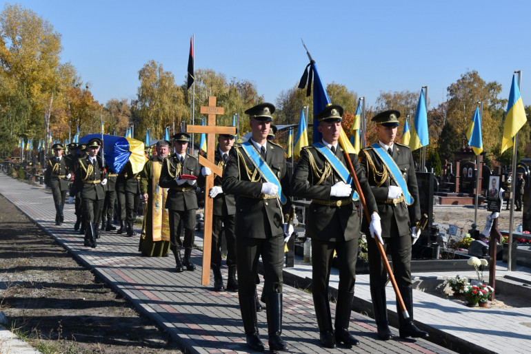 В Україні апробують новий ритуал поховання Воїна