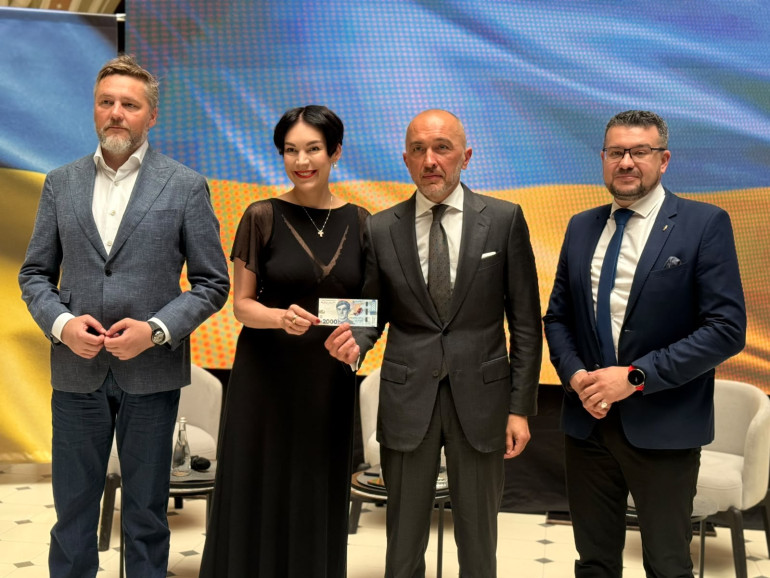 Голова УІНП взяв участь у презентації купюри із зображенням Василя Стуса