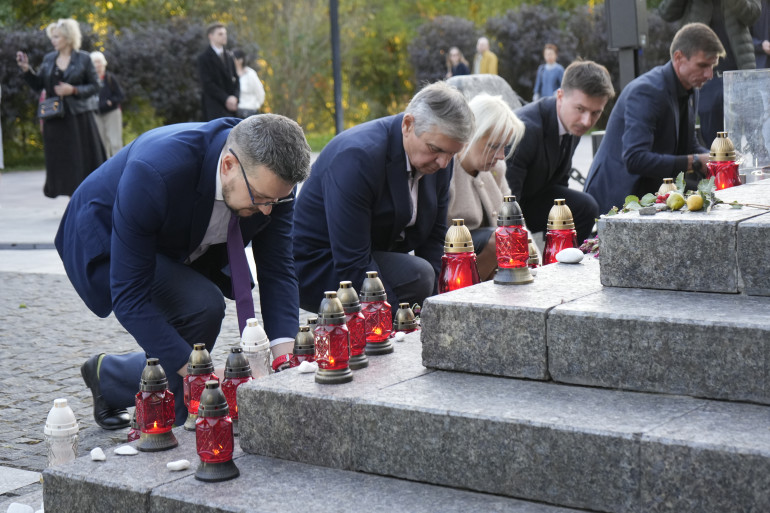 У Бабиному Яру вшанували пам'яіть жертв масових розстрілів